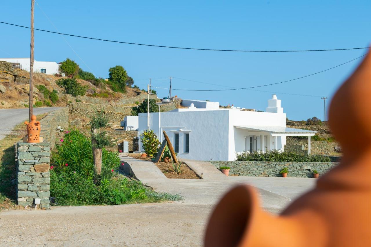 Grey House Villa Exambela Bagian luar foto