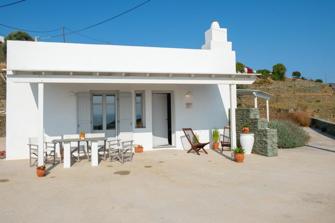 Grey House Villa Exambela Bagian luar foto