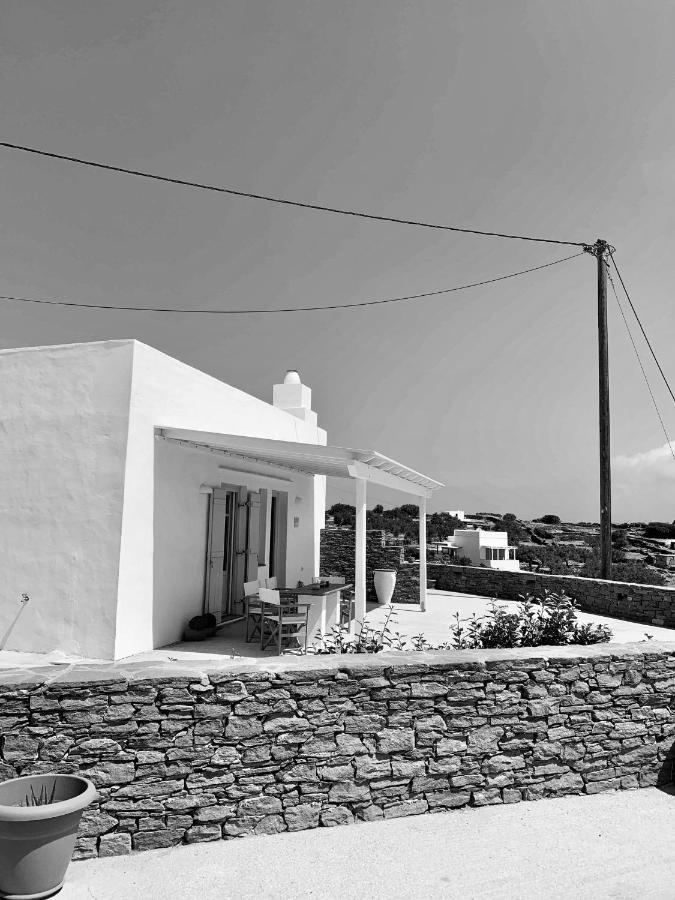 Grey House Villa Exambela Bagian luar foto